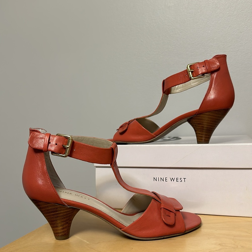 Nine West Pink Leather Pink Peep Toe Woven Sandals Heels - NWATTHEPARTY